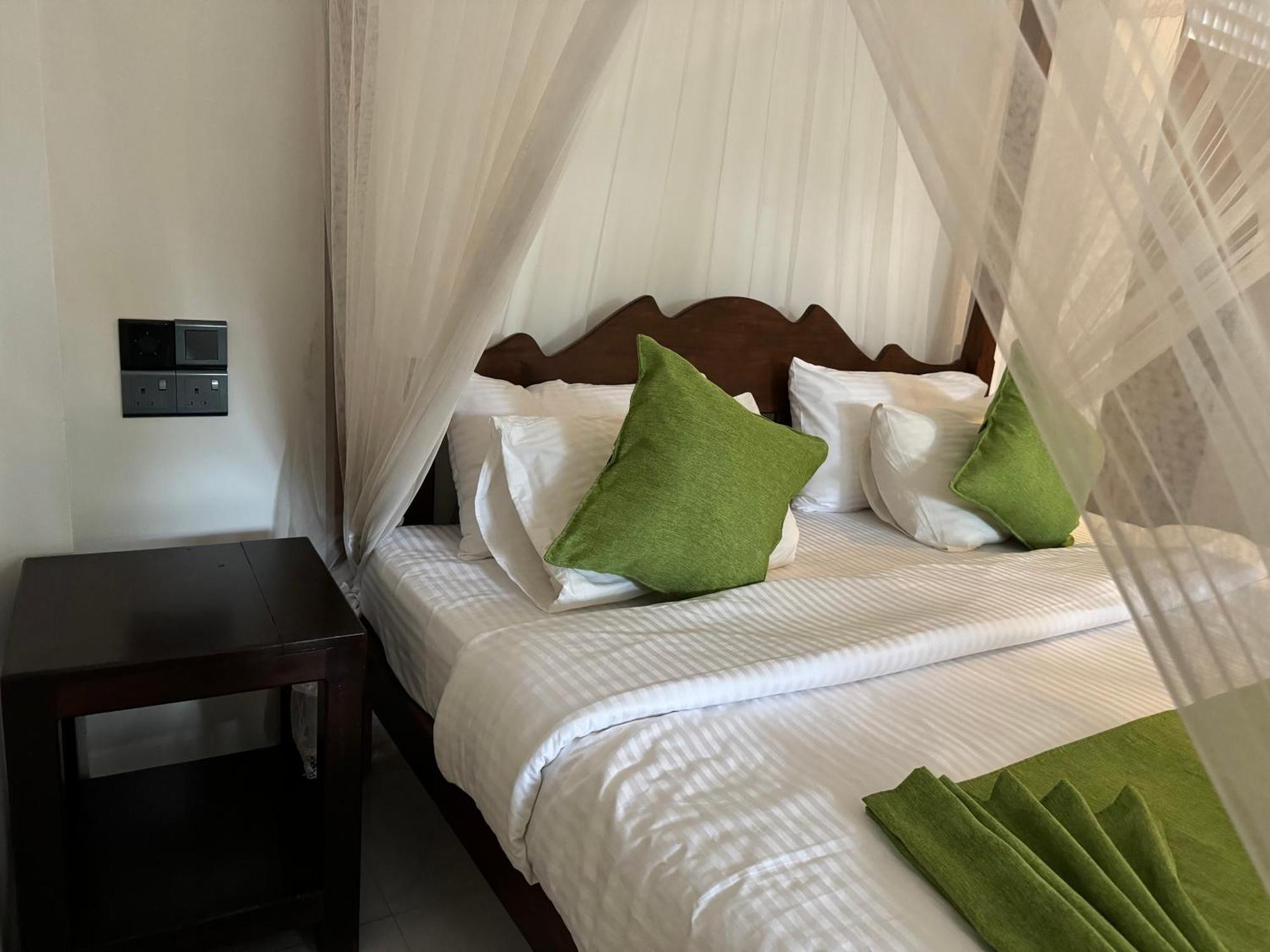 Brinkhouse Guesthouse , Unawatuna Beach Екстериор снимка