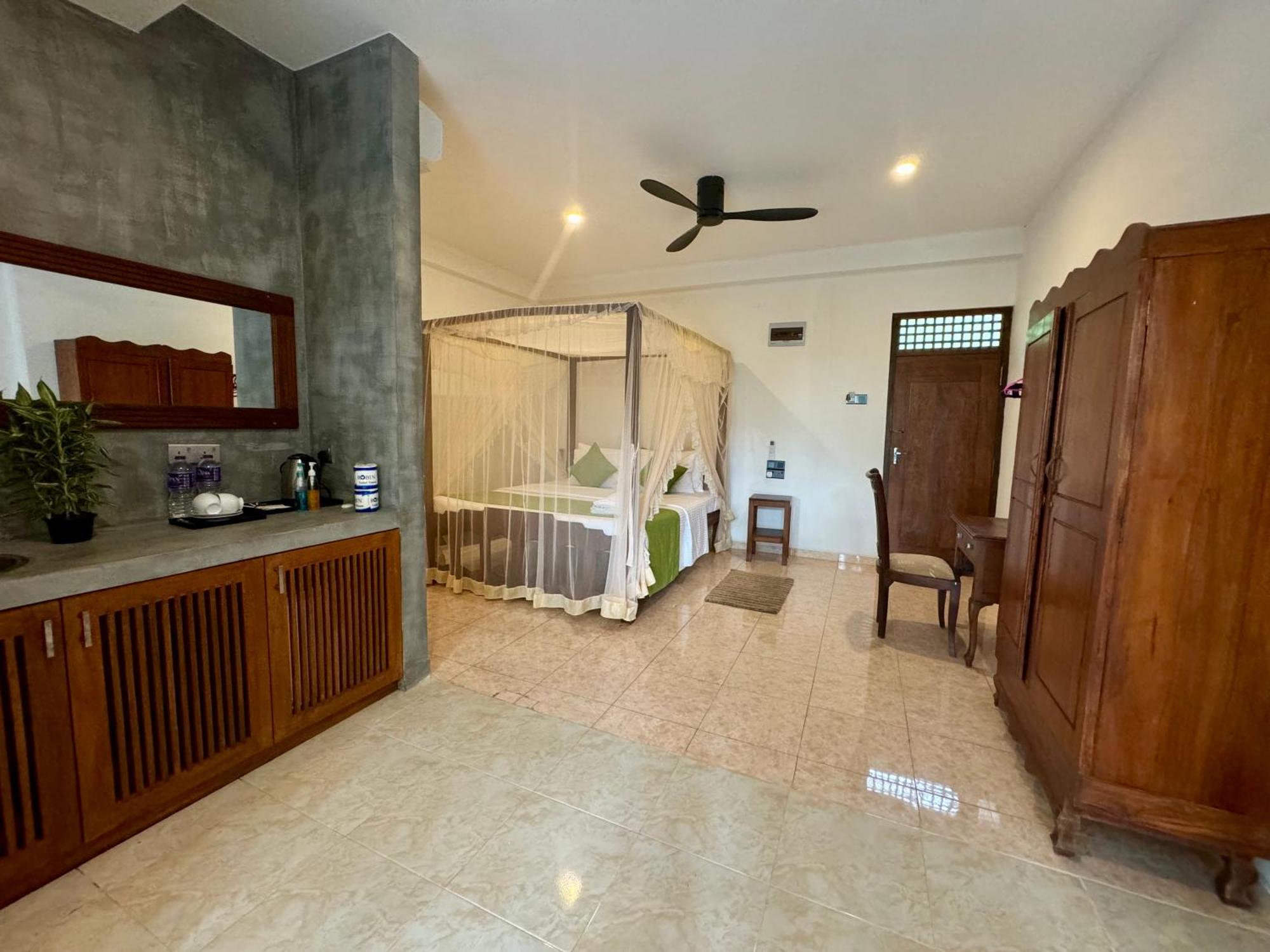 Brinkhouse Guesthouse , Unawatuna Beach Екстериор снимка