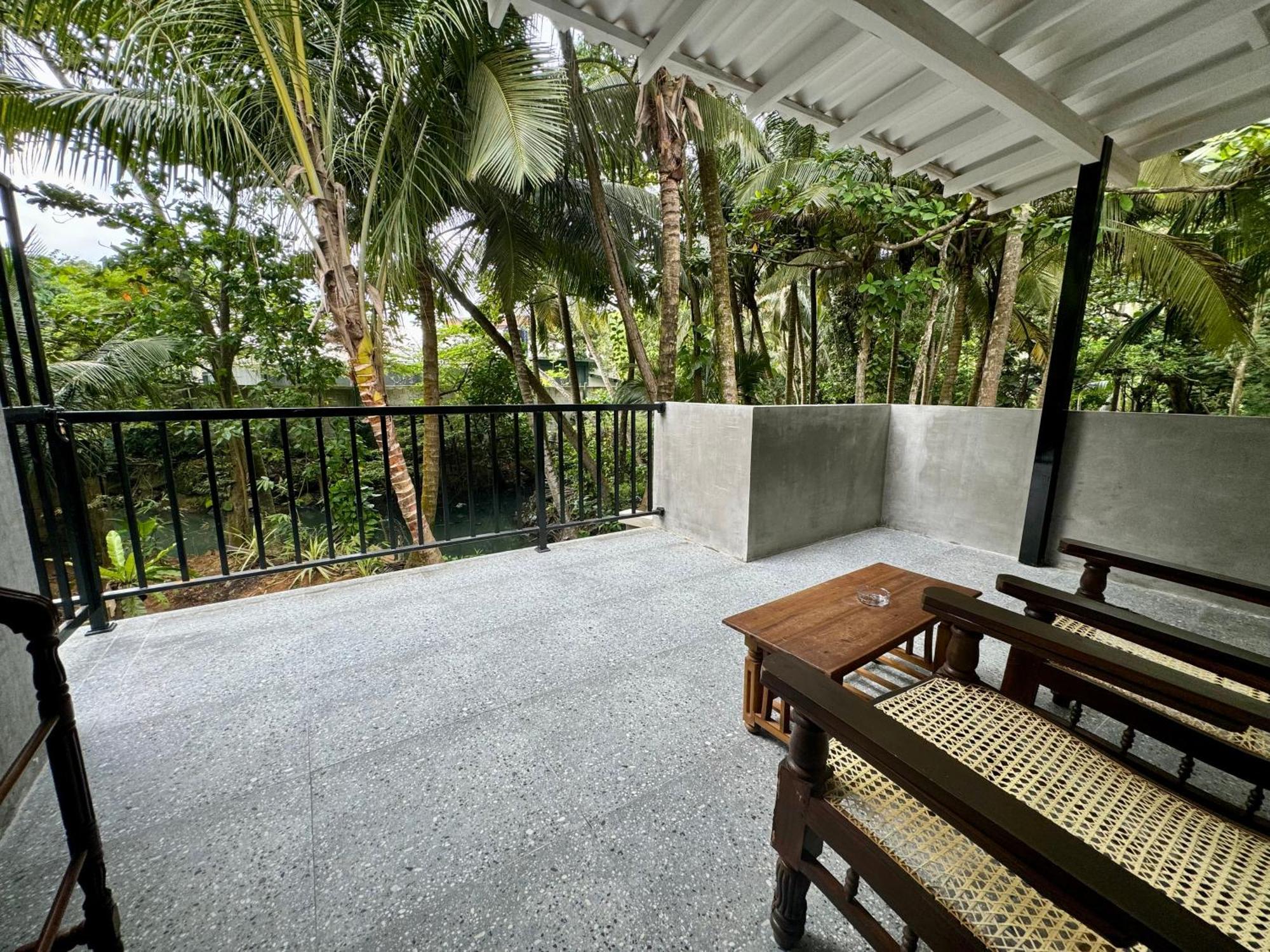 Brinkhouse Guesthouse , Unawatuna Beach Екстериор снимка