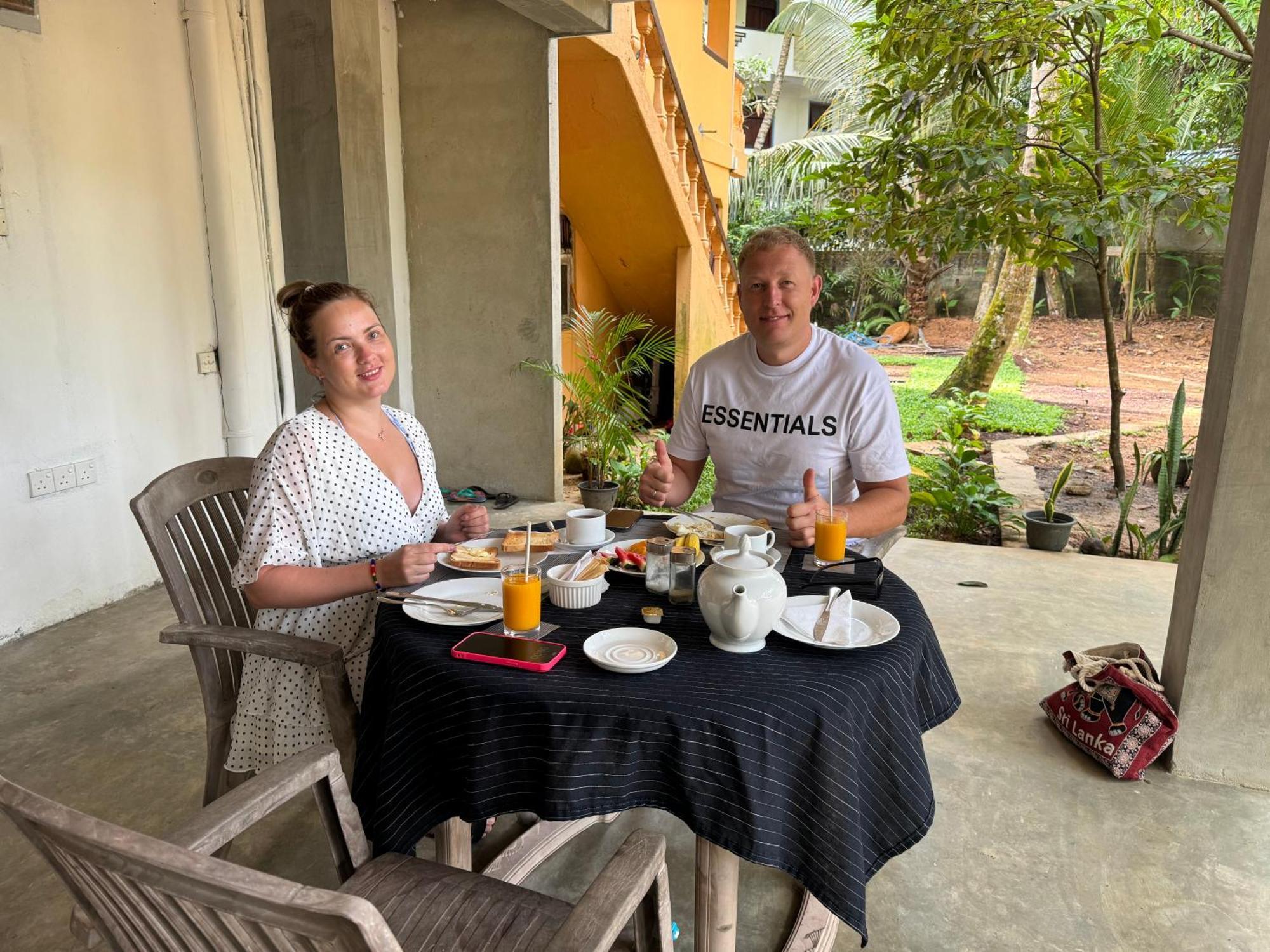 Brinkhouse Guesthouse , Unawatuna Beach Екстериор снимка
