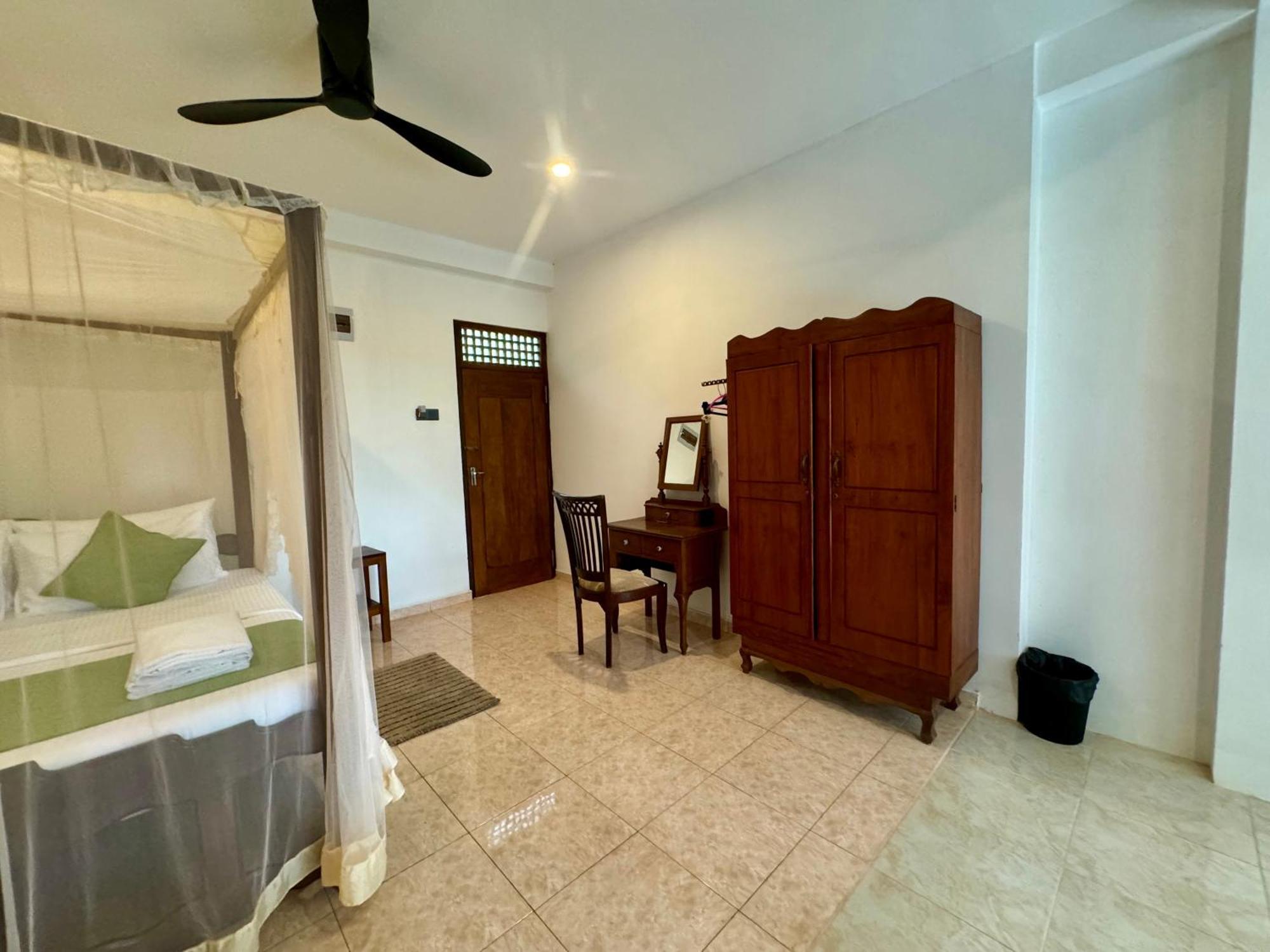 Brinkhouse Guesthouse , Unawatuna Beach Екстериор снимка